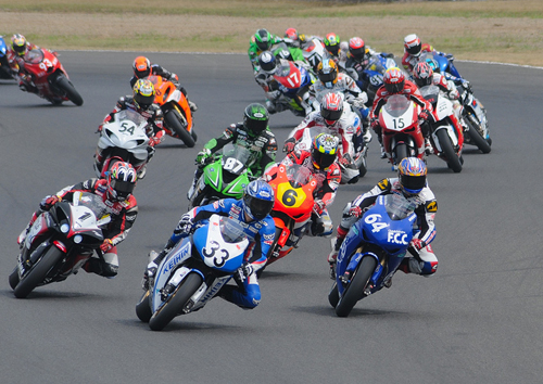 がんばれ、全ての勇者たち！ ロードレース写真展 in 東京・汐留