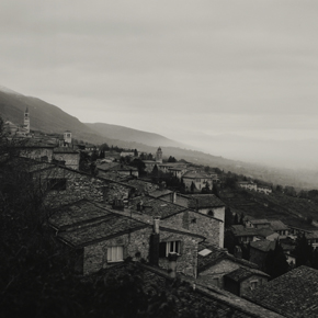 アッシジ、その町の形 イタリア中部 ウンブリア州 川島保彦写真展