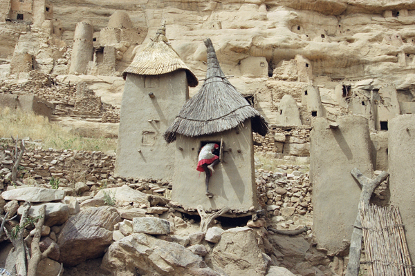 「アフリカ四半世紀の物語を撮る」