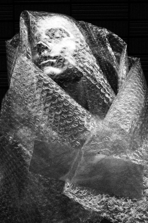 共同通信連載企画 「届かない悲鳴」 中藤毅彦写真展